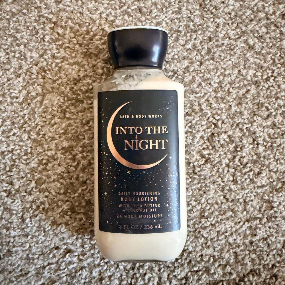 Bath & Body Works Into The Night Daily Nourishing Body Lotion